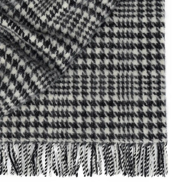 100% Wool Throw | Houndstooth Black