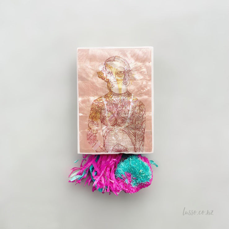 Jai Vasicek | Sa-Lia Shell Mini Tile