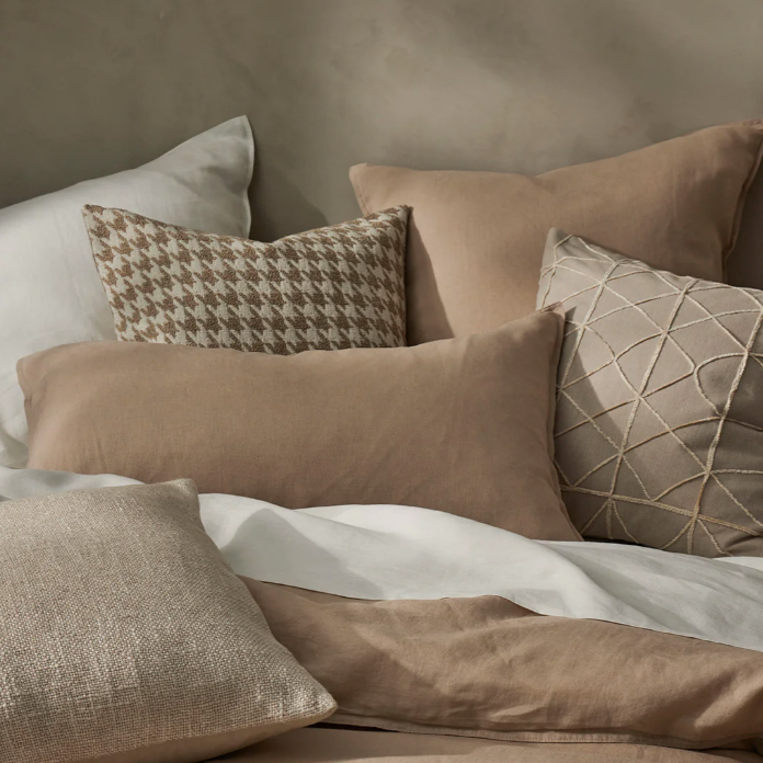 Giovanni Cushion | Oatmeal